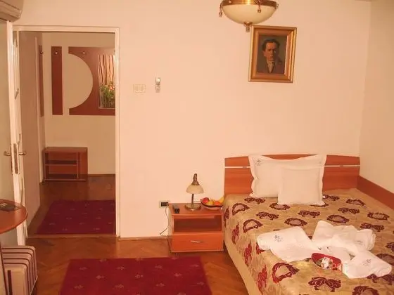 Standard Büyük Yataklı Tek Kişilik Oda (Fruit basket uppon arrival)