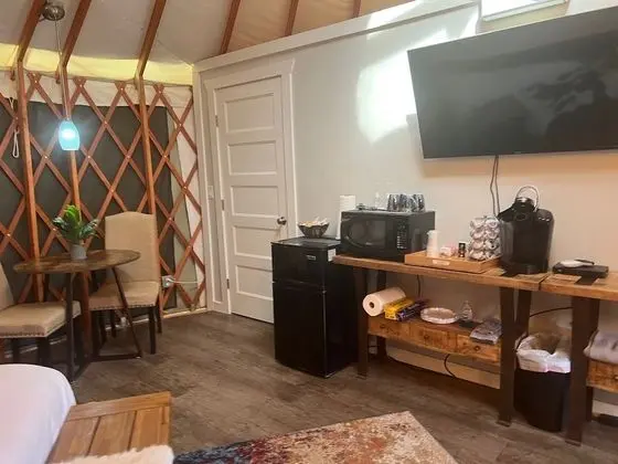 Honeymoon Kulübe, 1 En Büyük (King) Boy Yatak ve Çekyat, Sigara İçilmez, Dağ Manzaralı