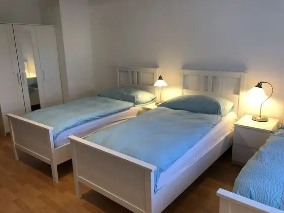 Üç Kişilik Oda