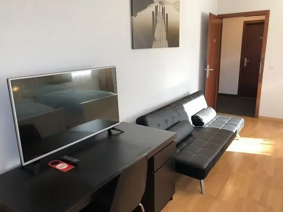 Üç Kişilik Oda