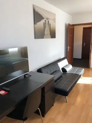 Üç Kişilik Oda