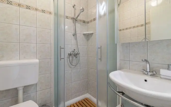 Apart Daire (Escape - 20 m from sea - Red(2))