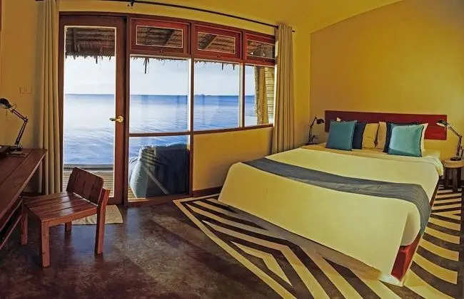 Honeymoon Bungalov, Denize Sıfır