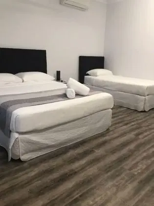 Deluxe Stüdyo Süit, Birden Çok Yatak