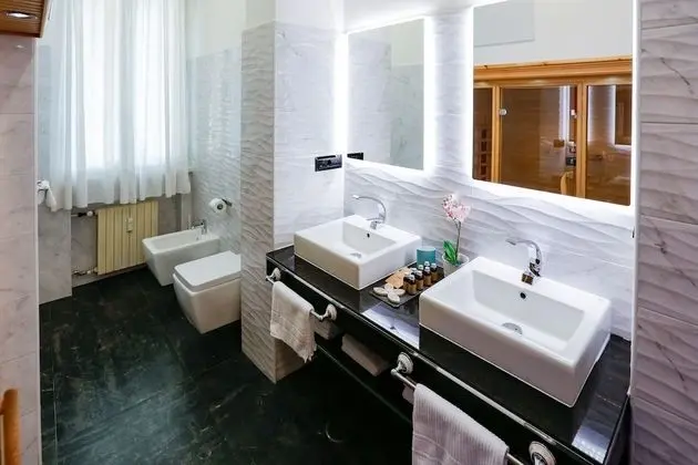 Royal Süit, Sauna, Bahçe Manzaralı