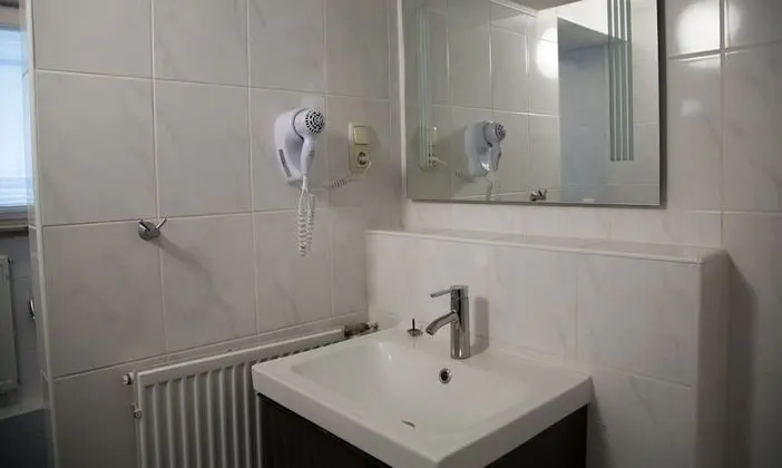 Tek Büyük veya İki Ayrı Yataklı Oda