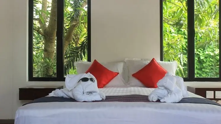 Luxury Üç Kişilik Oda, 1 En Büyük (King) Boy Yatak, Bahçe Manzaralı, Bahçeli