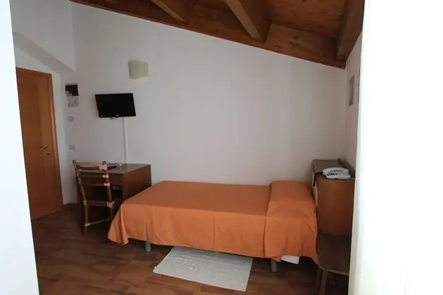 Tek Kişilik Oda, Deniz Manzaralı