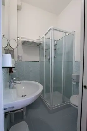 Tek Kişilik Oda, Deniz Manzaralı