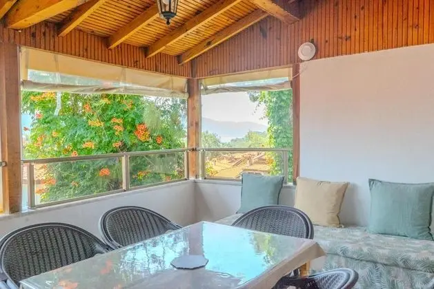 Apartment, Deniz Manzaralı, Teraslı