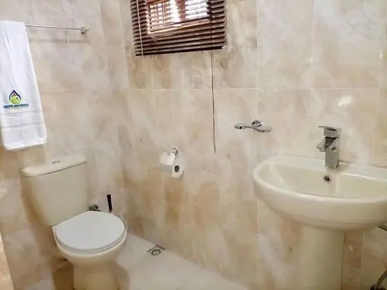 Business Tek Büyük Yataklı Oda