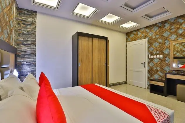 Deluxe Studio Double