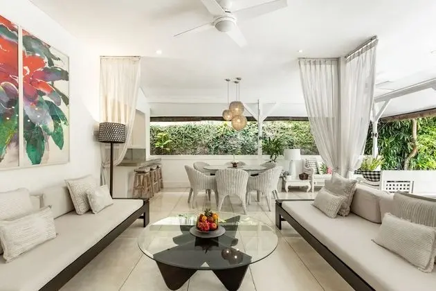 Villa, 3 Yatak Odası, Havuz Manzaralı