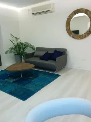 Superior Apart Daire, Deniz Manzaralı, Zemin Kat