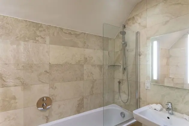 Classic Tek Büyük Yataklı Oda, Ek Bina (Eshott Grange)