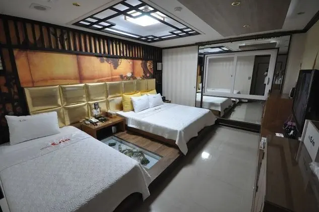 İki Ayrı Yataklı Oda