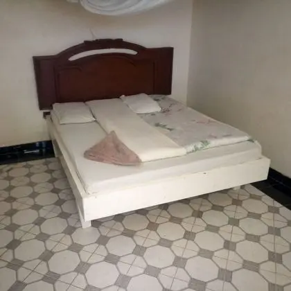 Büyük Yataklı Tek Kişilik Oda