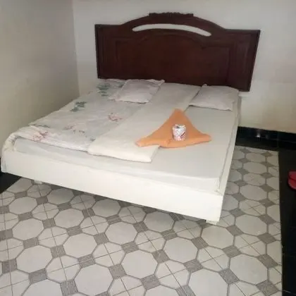 Büyük Yataklı Tek Kişilik Oda