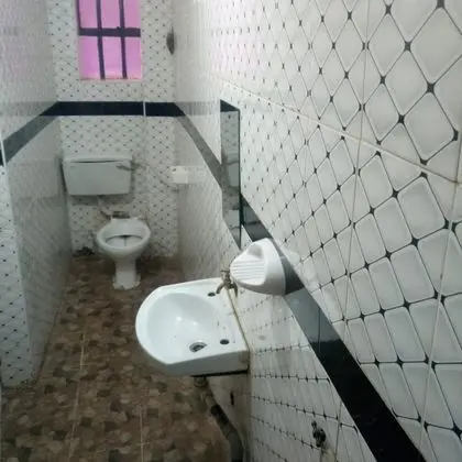 Büyük Yataklı Tek Kişilik Oda
