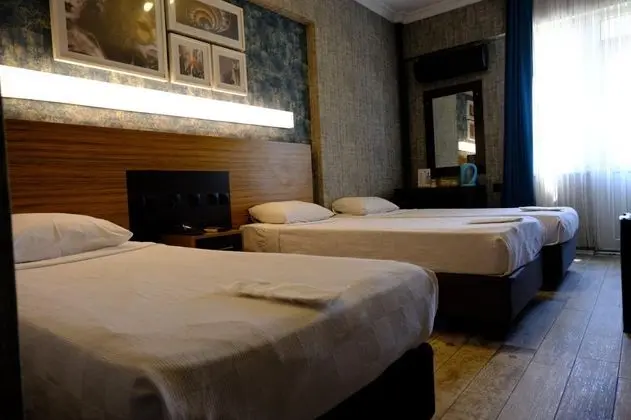 Triple, Şehir Manzaralı, Balkonlu