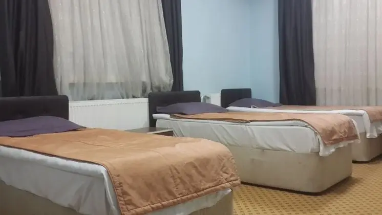 Standard Üç Kişilik Oda