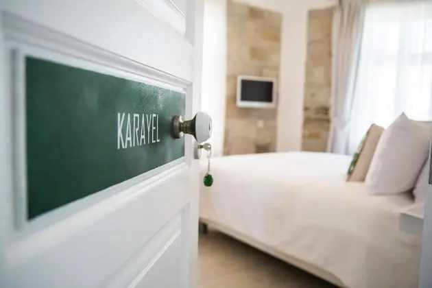 Çift Kişilik,Sokak Manzaralı