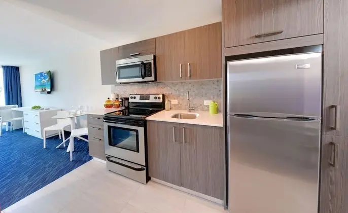 Premium Stüdyo, Balkon/Veranda, Havuz Manzaralı