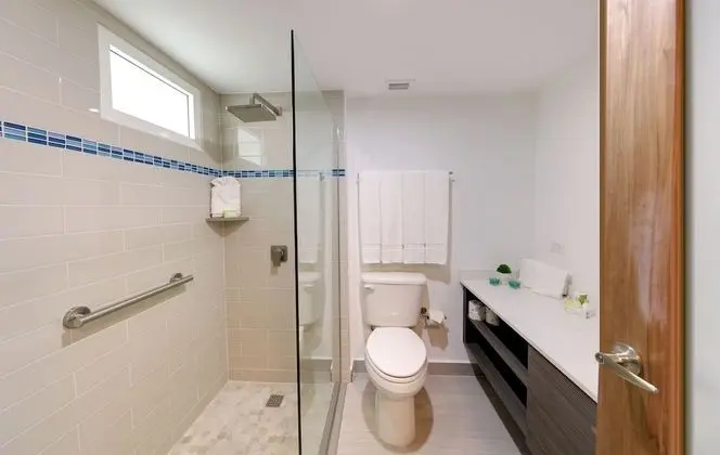 Premium Stüdyo, Balkon/Veranda, Havuz Manzaralı