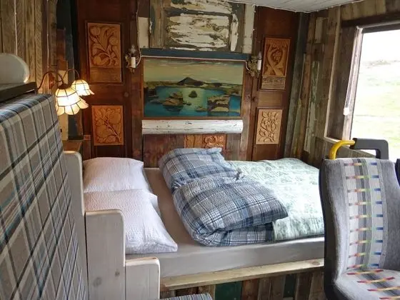 Standard Kulübe, Ortak Banyo