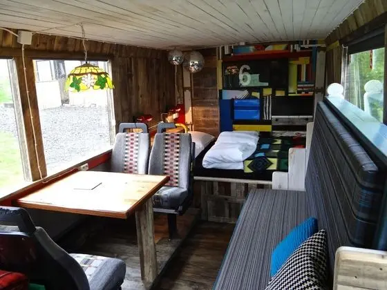 Standard Kulübe, Ortak Banyo