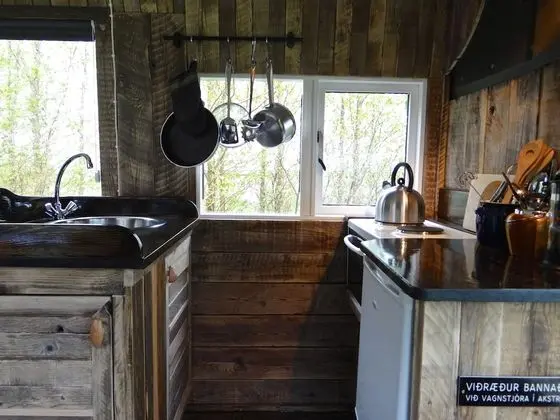 Standard Kulübe, Ortak Banyo