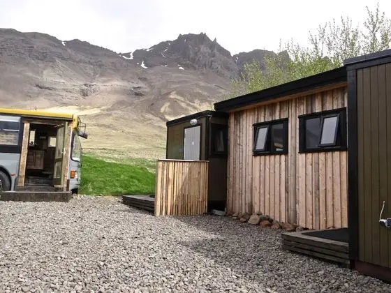 Standard Kulübe, Ortak Banyo