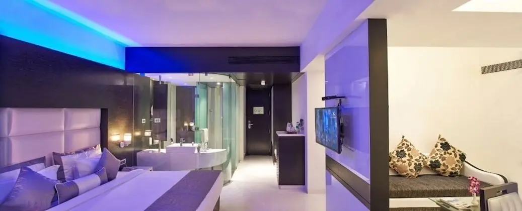 Deluxe Tek Büyük Yataklı Oda
