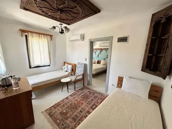 Aile Suiti, Bahçe Manzaralı
