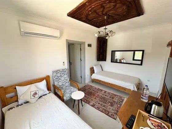 Aile Suiti, Bahçe Manzaralı