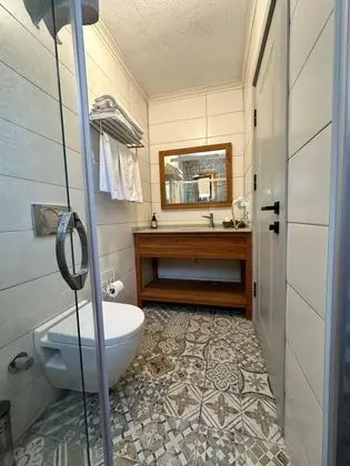 Aile Suiti, Bahçe Manzaralı