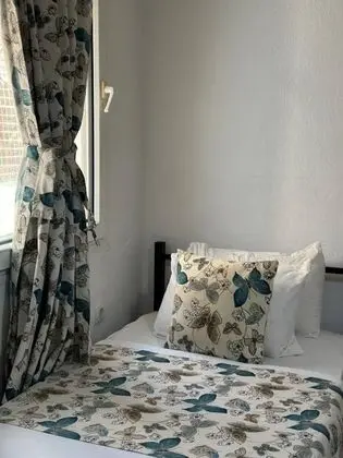 Deluxe Quad Oda, Şehir veya Dağ Manzaralı, Klimalı