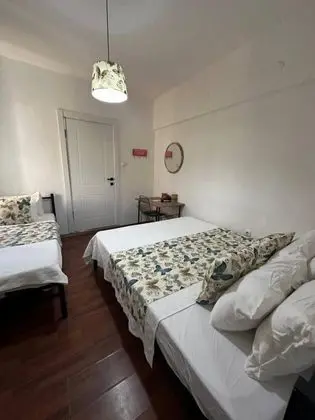 Deluxe Quad Oda, Şehir veya Dağ Manzaralı, Klimalı
