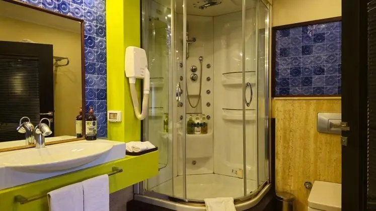 Suite, Havuz Manzaralı