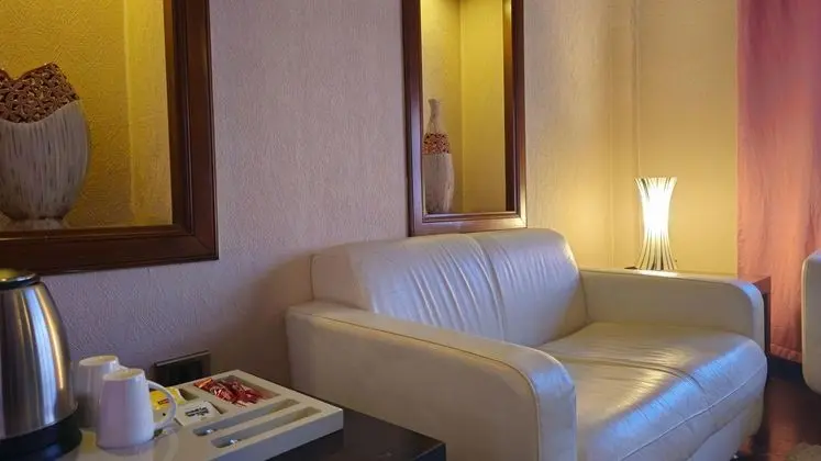 Suite, Havuz Manzaralı