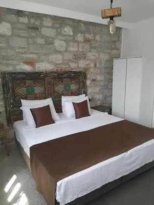 Aile Odası, Bahçe veya Sokak Manzaralı, 1. Kat