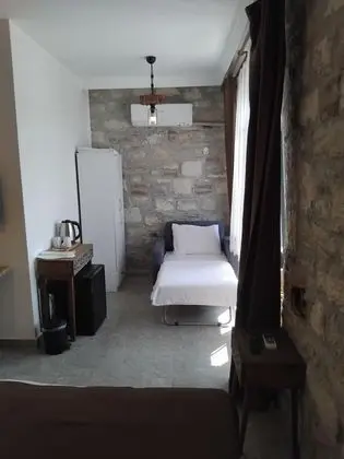 Aile Odası, Bahçe veya Sokak Manzaralı, 1. Kat