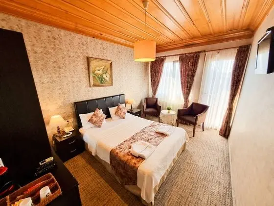 Tek Büyük Yataklı Oda, Balkon