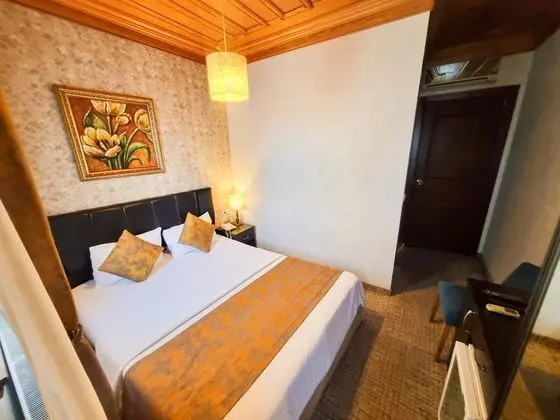 Standart Oda, Şehir Manzaralı