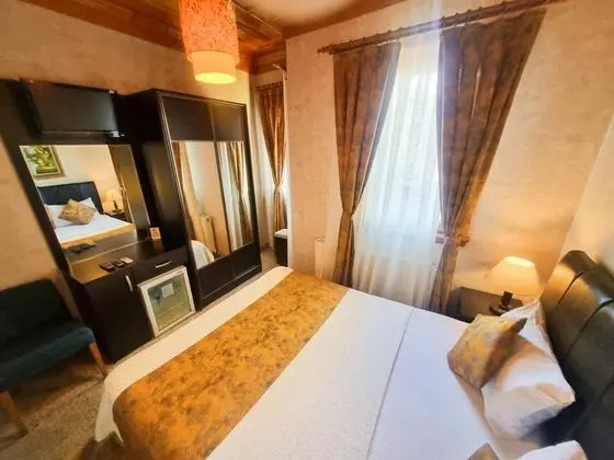 Standart Oda, Şehir Manzaralı