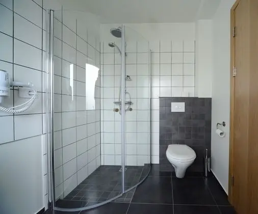 Tek Büyük Yataklı Oda, Özel Banyo