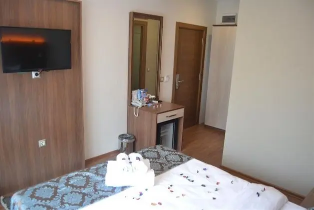Aile Odası-Arka cephe
