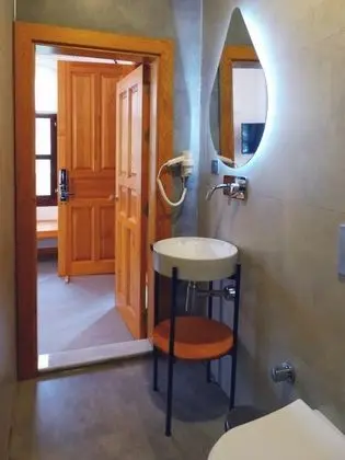 Çatı Katı Suit Oda, Koridor Manzaralı, Balkonsuz