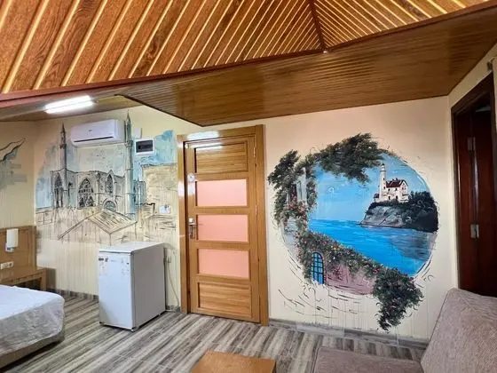 Studio, Şehir Manzaralı