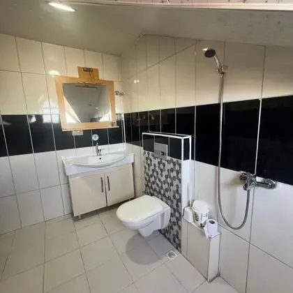 Studio, Şehir Manzaralı